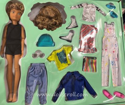 Mattel - Creatable World - Deluxe Character Kit - DC-220 - Doll